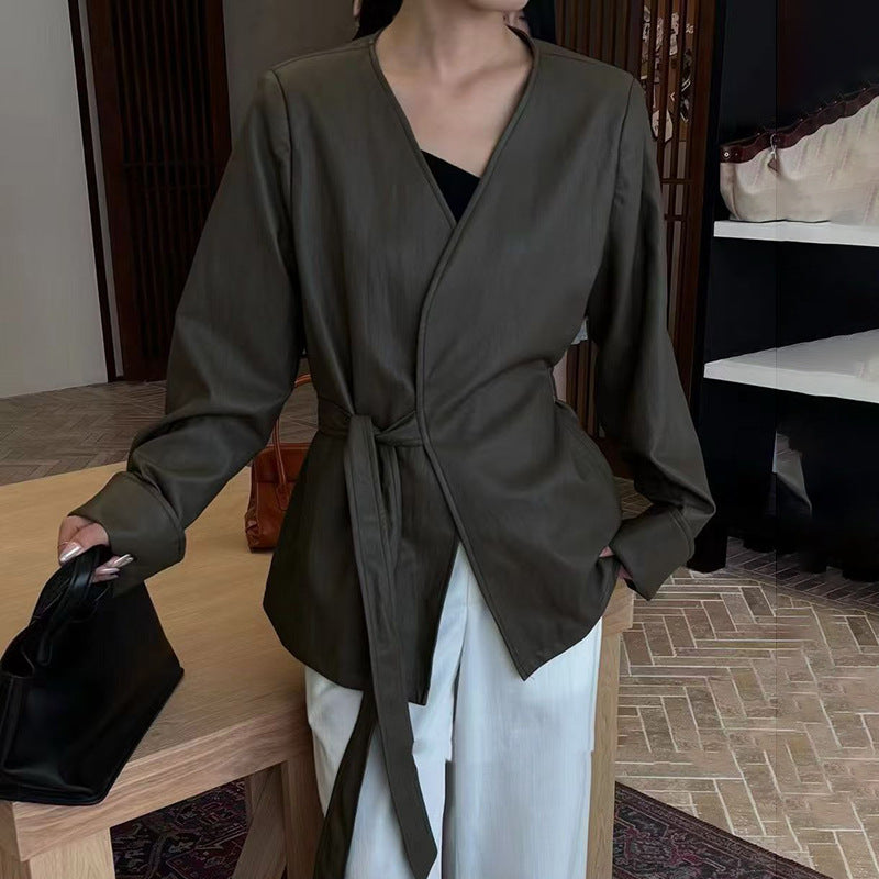 Solid color short jacket for women