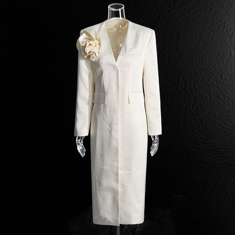 Three dimensional flower collage long sleeved solid color long jacket